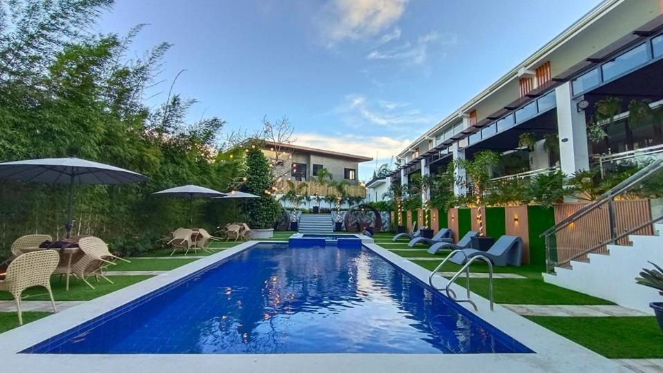 Casa La Silvinas Hotel & Event Resort Tagaytay City Ngoại thất bức ảnh